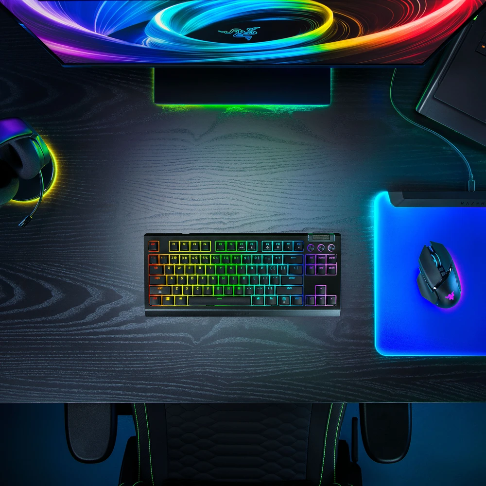 Razer BlackWidow V4 Tenkeyless HyperSpeed belaidė žaidimų klaviatūra, RGB - oranžiniai jutikliniai jungikliai, ISO (DE) (RZ03-05480400-R3G1)