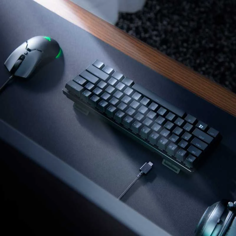 Razer Huntsman Mini Laidinė žaidimų klaviatūra RGB LED, USB, DE, Clicky Optical Violetinė Switch, Juoda