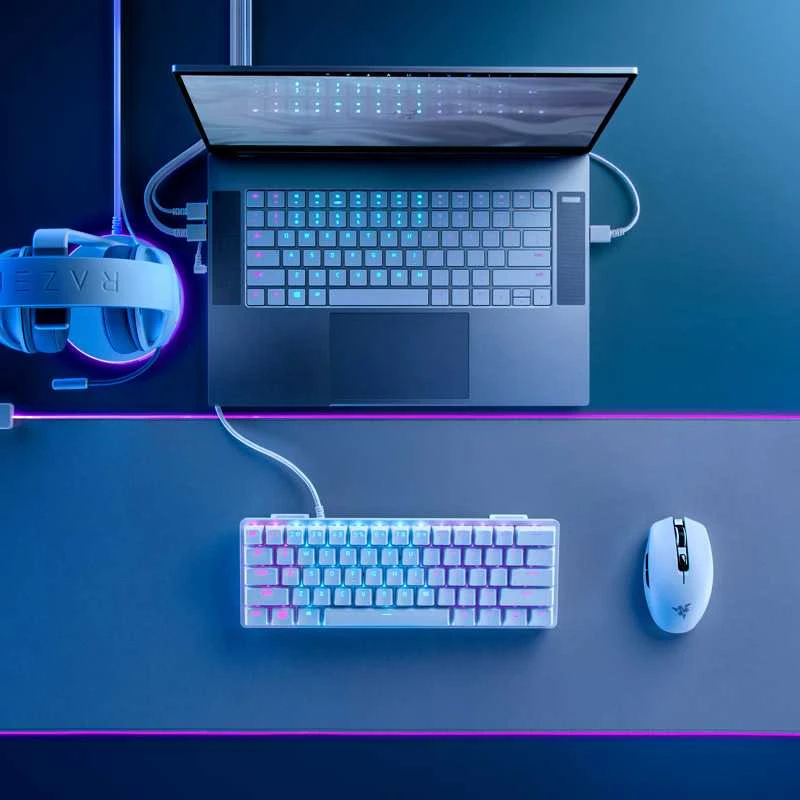 Ultra-Lengva Belaidė Žaidimų Pelė Razer Orochi V2, Balta
