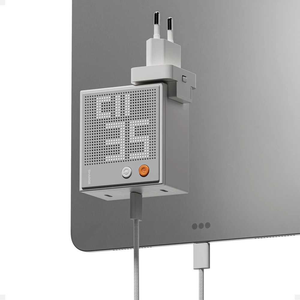 SHARGE Pixel 140 GaN Charger, 140W, 3x USB-C, Dot Matrix Ekranas - baltas