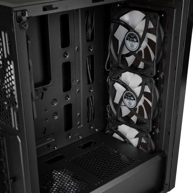 „SilverStone Fara B1 Pro Midi–Tower“, ARGB, grūdintas stiklas – juoda