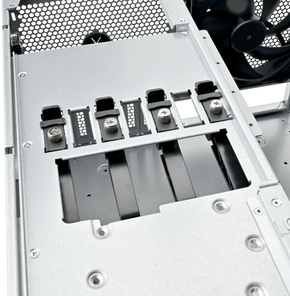 SilverStone RM53-502, Rack-case - juodas