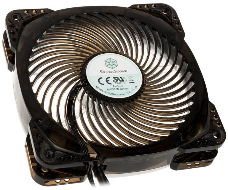 Silverstone Air Penetrator kompiuterio korpuso aušinimas