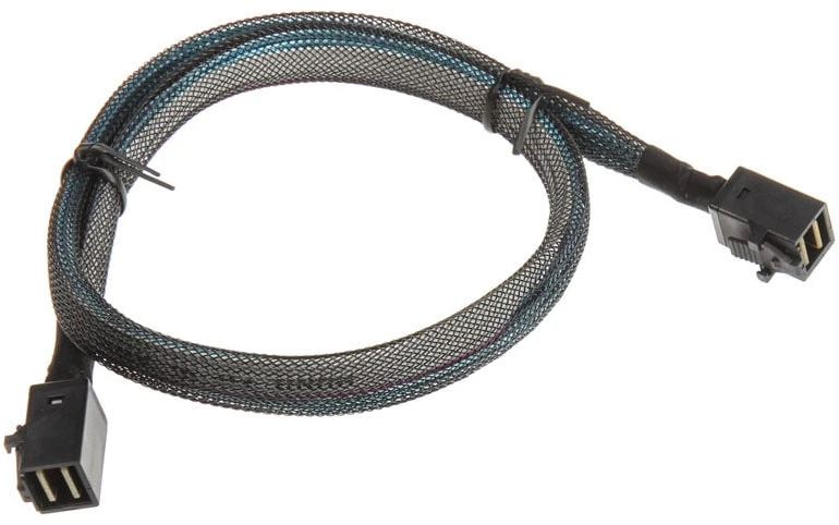 „SilverStone SST-CPS04 Mini SAS 36 kontaktų kabelis - 50 cm“