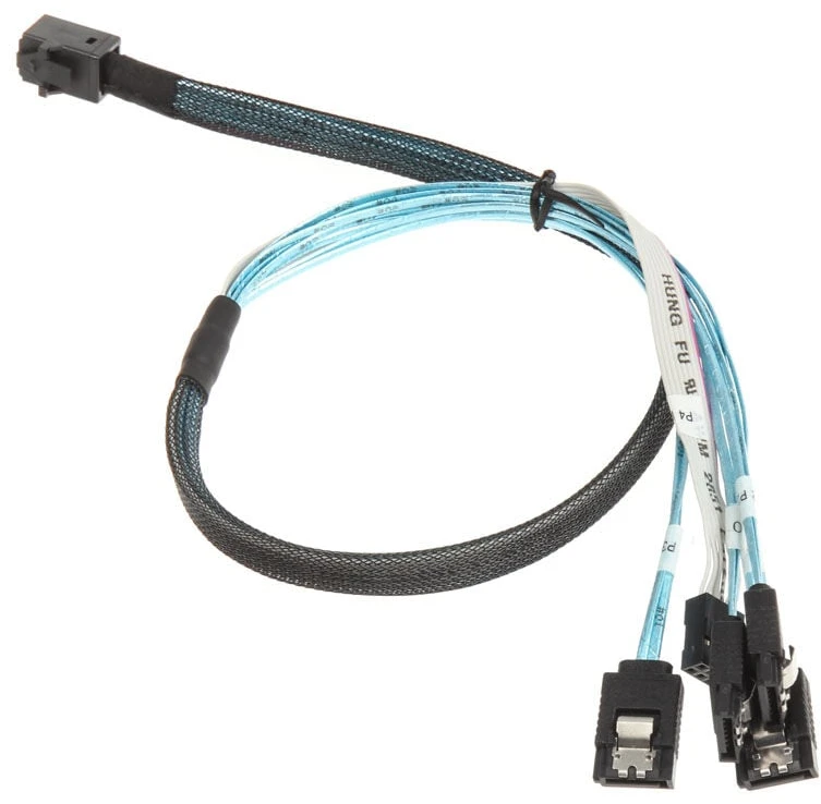 „SilverStone SST-CPS05 Mini-SAS“ į SATA 7 kontaktų kabelis – 50 cm