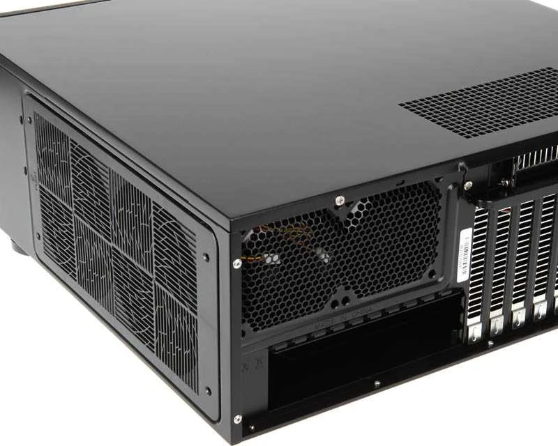 SilverStone SST–GD07B USB 3.0 Grandia Desktop – juoda