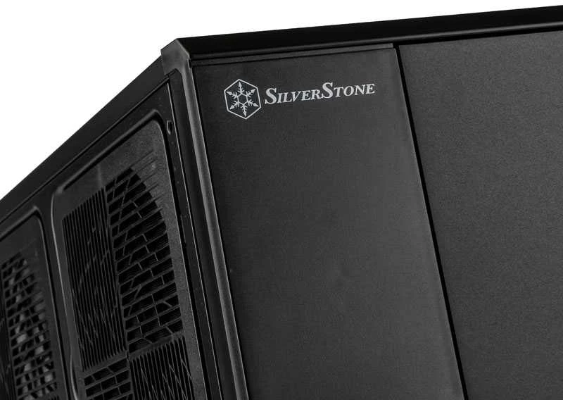 SilverStone SST–GD10B Grandia Desktop – juoda