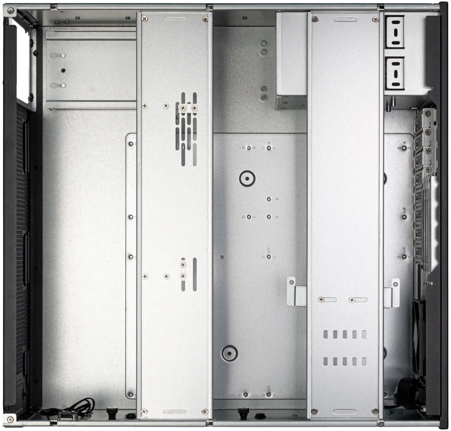 „Silverstone SST-RM47-502I Rackmount Storage“, 4HE, ATX - juodas