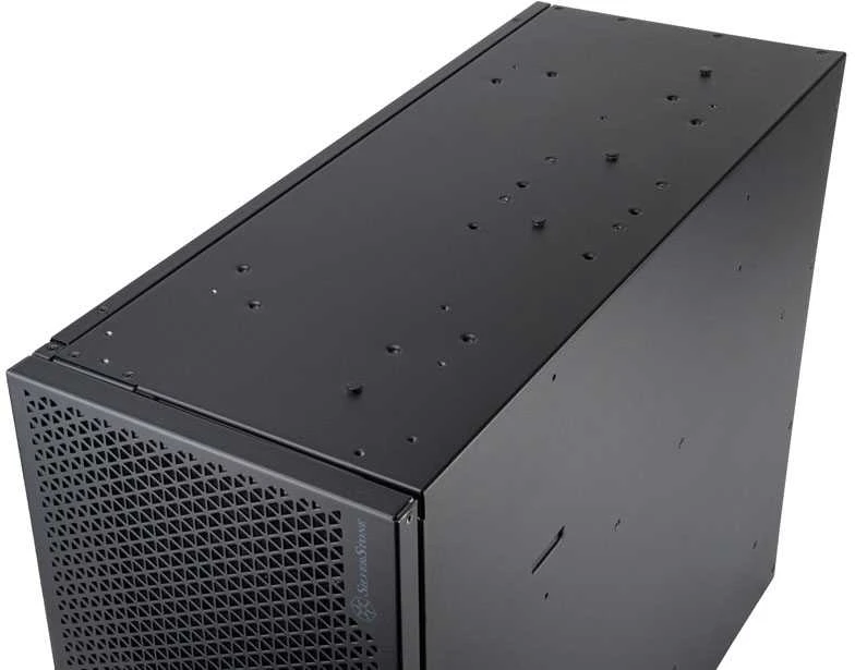 Silverstone SST–RM52 Server