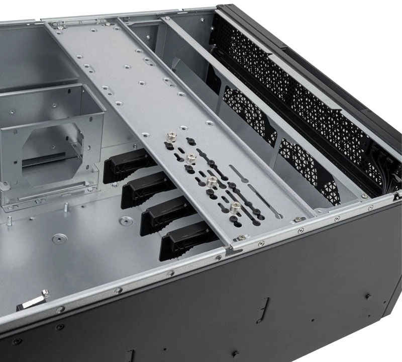 Silverstone SST–RM52 Server