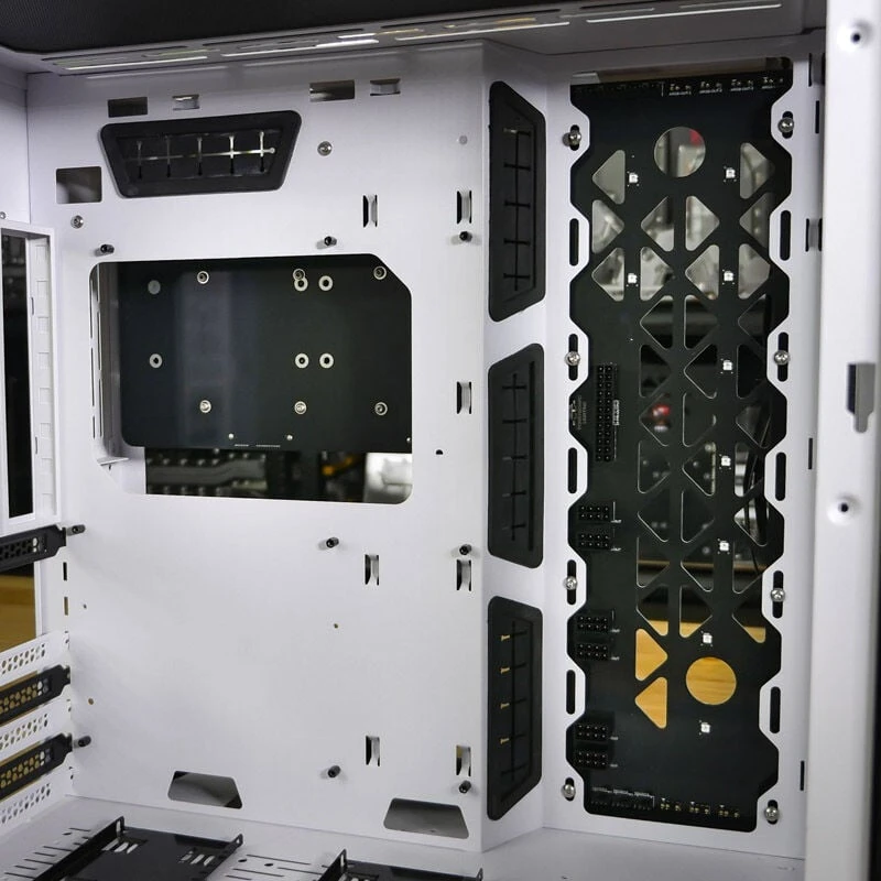Triton Singularity Computers PowerBoard PC-O11D