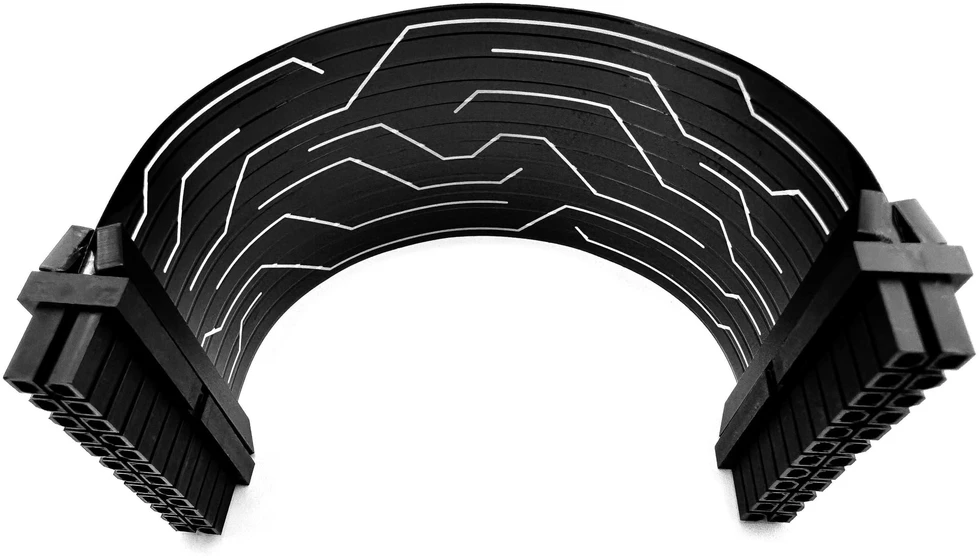 „Singularity Computers“ „PowerBoard“ prijungimo kabelis, 24 kontaktų, Ø 150 mm