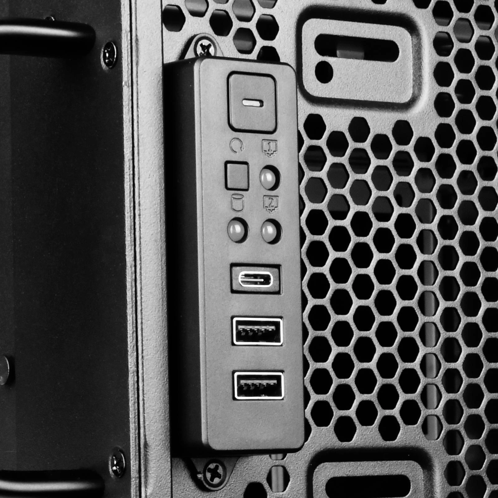 „SilverStone SST-RM44 Rackmount“ serveris – 4U