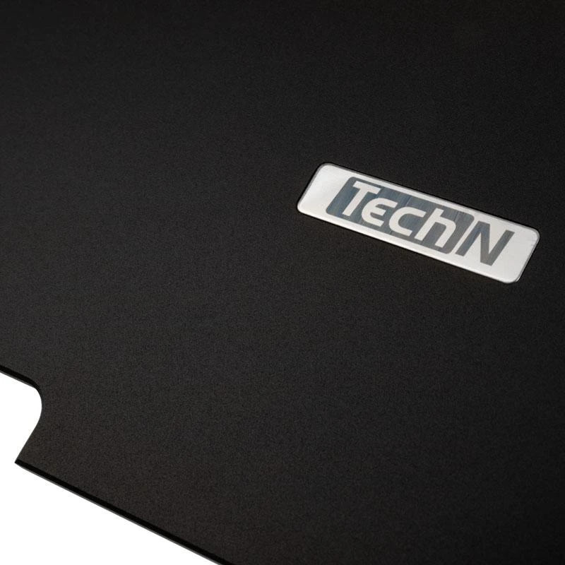 TechN grafikos plokštės nugarėlė - metalinis logotipas