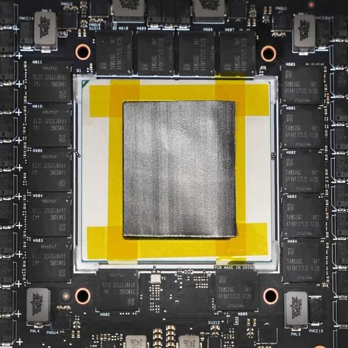 KryoSheet termopadas pritvirtintas ant GPU procesoriaus