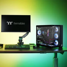Midi Thermaltake View 380 TG ARGB Juodas