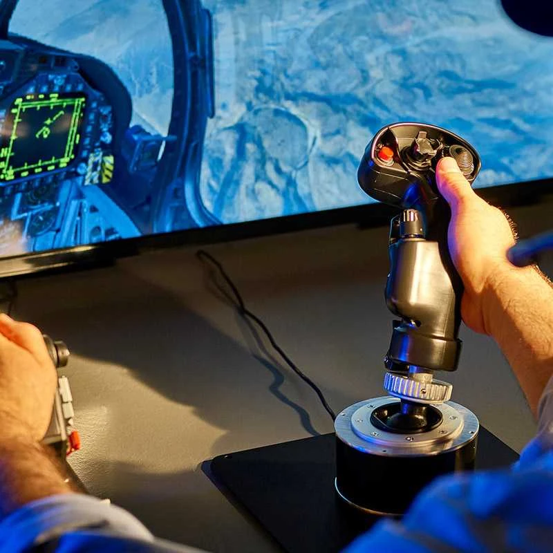 „Thrustmaster“ Vairalazdė F/A-18C „Hornet“