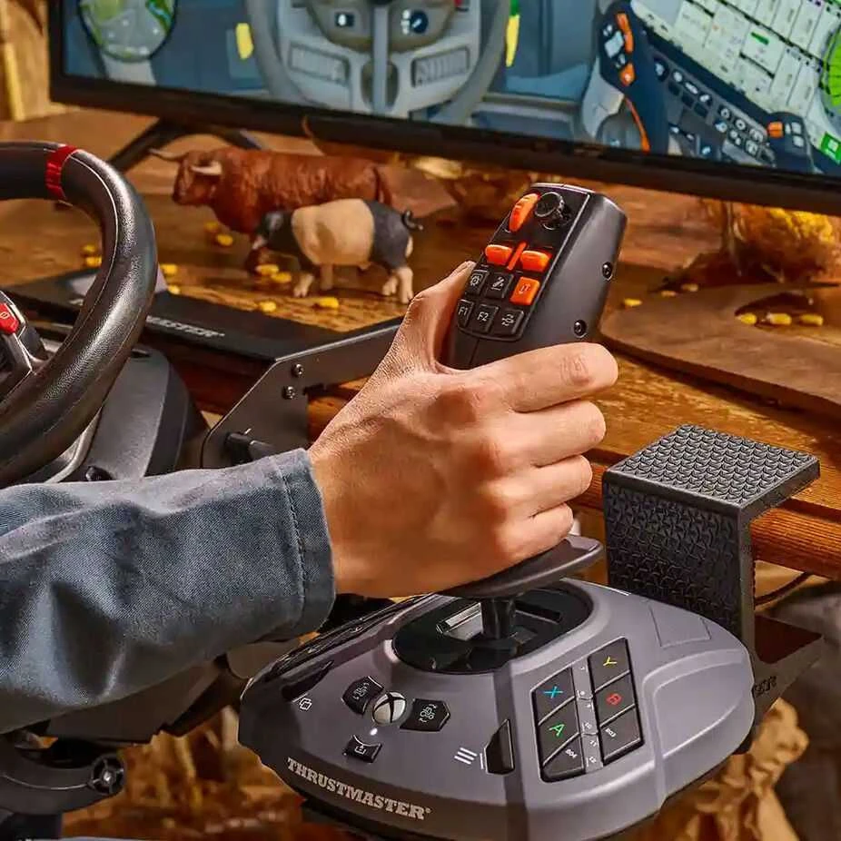 „Thrustmaster“ vairasvirtė „SimTask Farmstick“, „XBOX“.