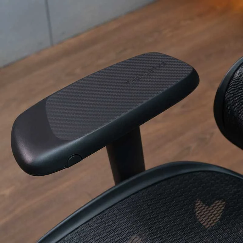 ThunderX3 XTC ergonominė ofiso kėdė, Mesh – juodos spalvos