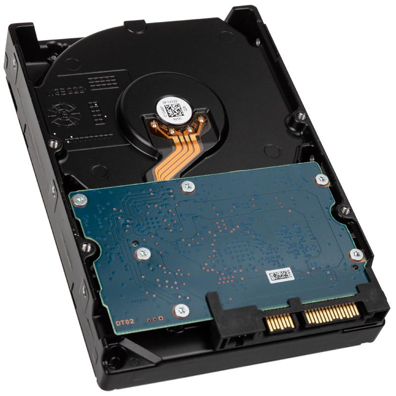 HDD plienas "Toshiba P300" (3,5 colio 4 TB, 5400 RPM, 128 MB, NCQ, AF, SATAIII), mašina