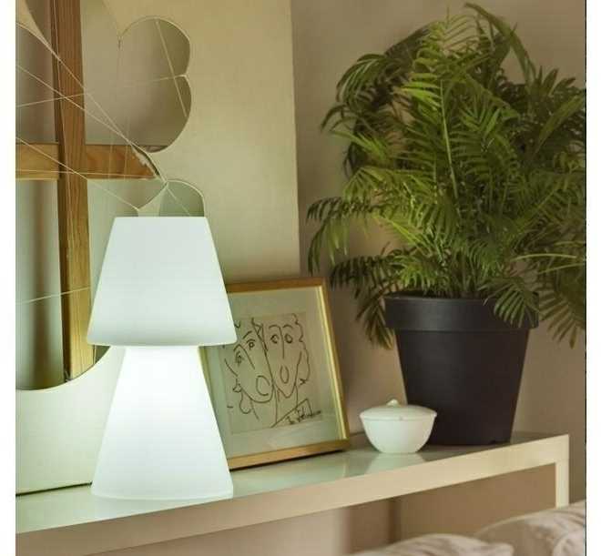 0,5W LED įkraunamas šviestuvas LOLA 30, baltas, 6000K/RGB, IP54, su USB jungtimi, dimeriuojamas