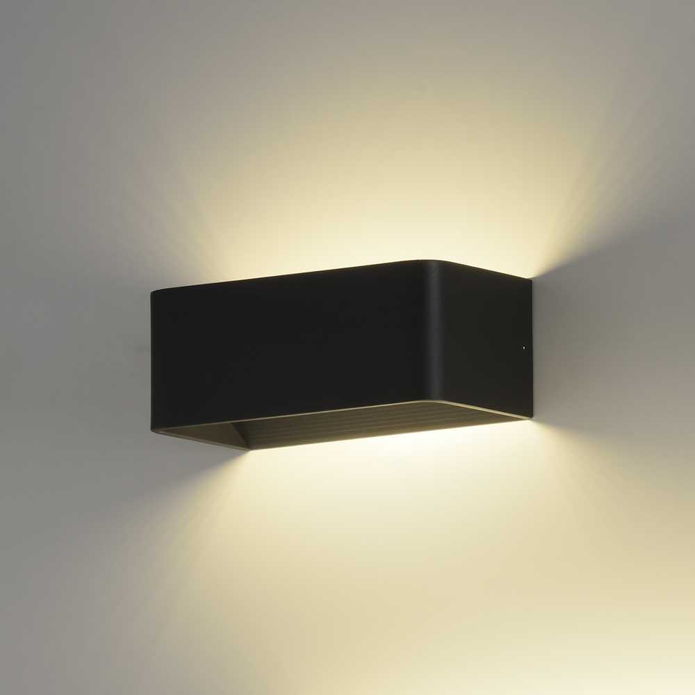 10,5W LED sieninis šviestuvas ICON, juodas, 2700/3000/4000K, dimeriuojamas, A3089272NDT