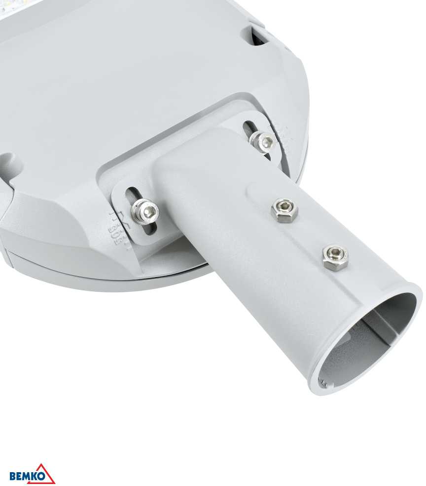 150W LED gatvės šviestuvas AVENUE, šviesiai pilkas, 2700K, IP66, 150°x78°
