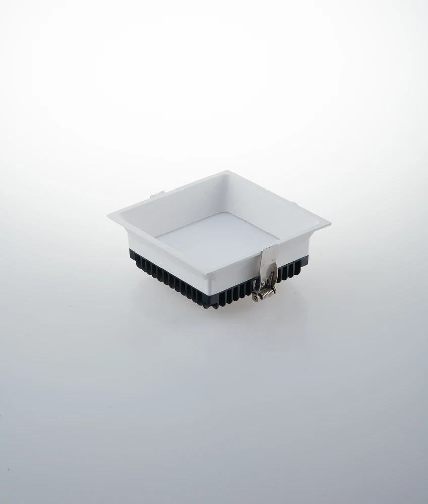 16,5W LED įleidžiamas šviestuvas XANTO, baltas, CCT