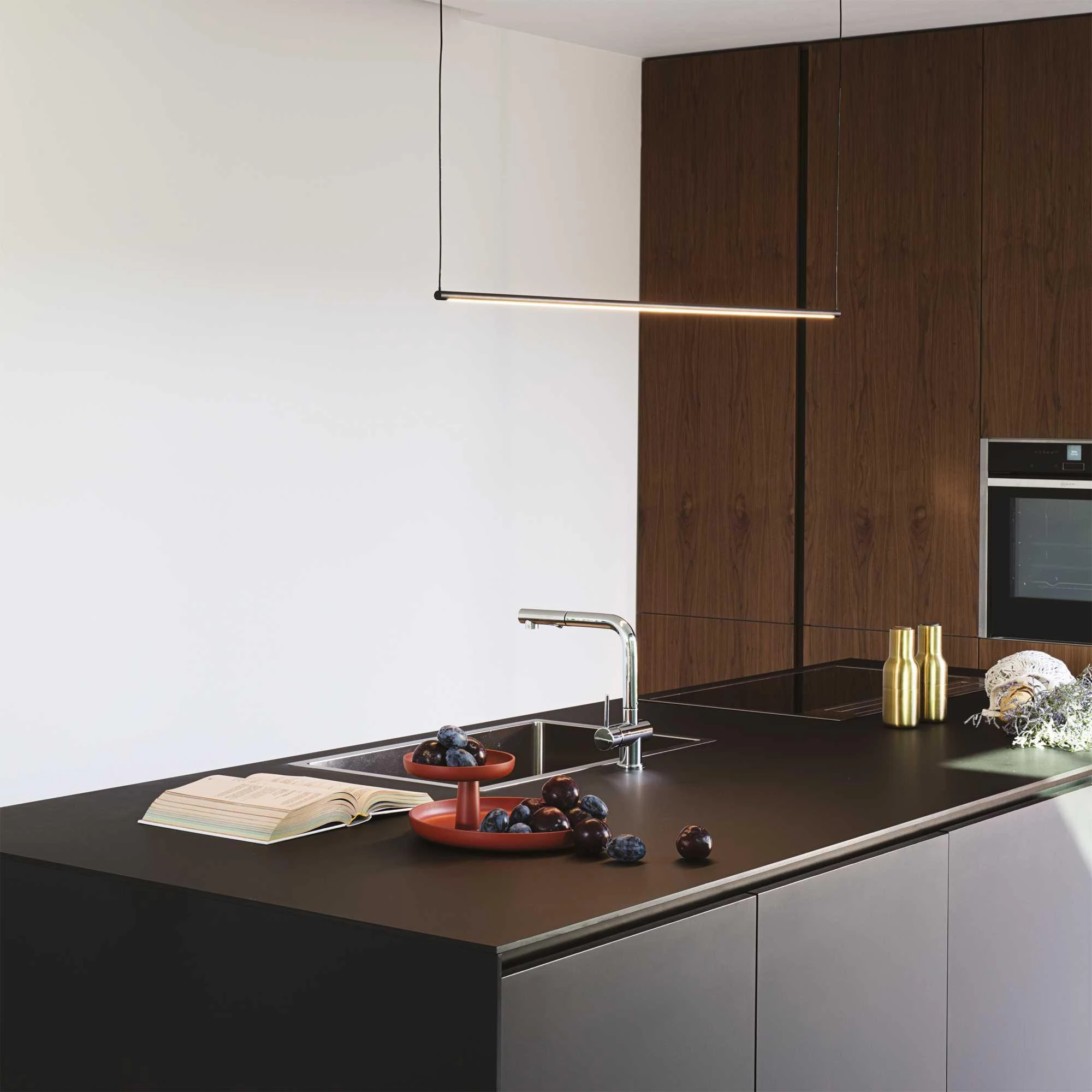 Ideal Lux Pakabinamas šviestuvas Essence Sp 17W Nero