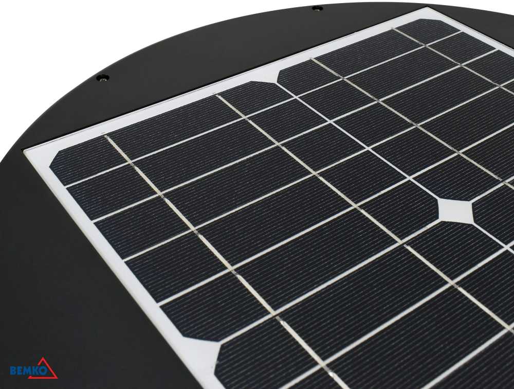 Bemko 20W LED gatvės šviestuvas su saulės baterija, juodas, 4000K, IP65