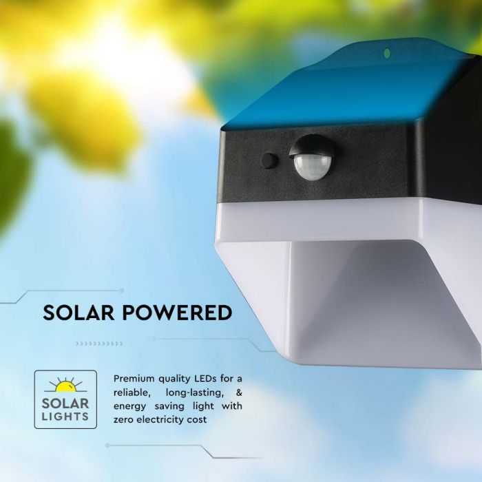 Sieninis šviestuvas V-tac 2W LED sieninis lauko šviestuvas su saulės baterija ir judesio davikliu, baltos/juodos sp., 4000K, IP65