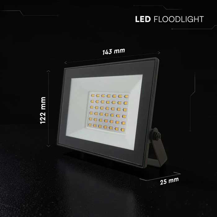 30W LED prožektorius, juodu korpusu, 4000K