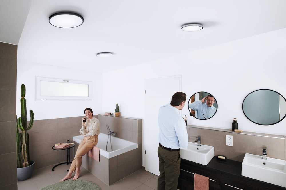 Osram 32W paviršinis vonios šviestuvas, juodas, 3000-6500K, išmanus+WiFi valdymas