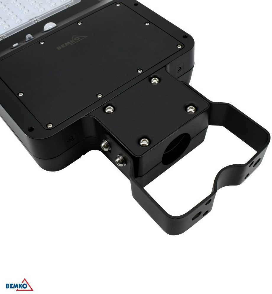 Bemko 40W LED gatvės šviestuvas su saulės baterija ir judesio davikliu, juodas, 4000K, IP65