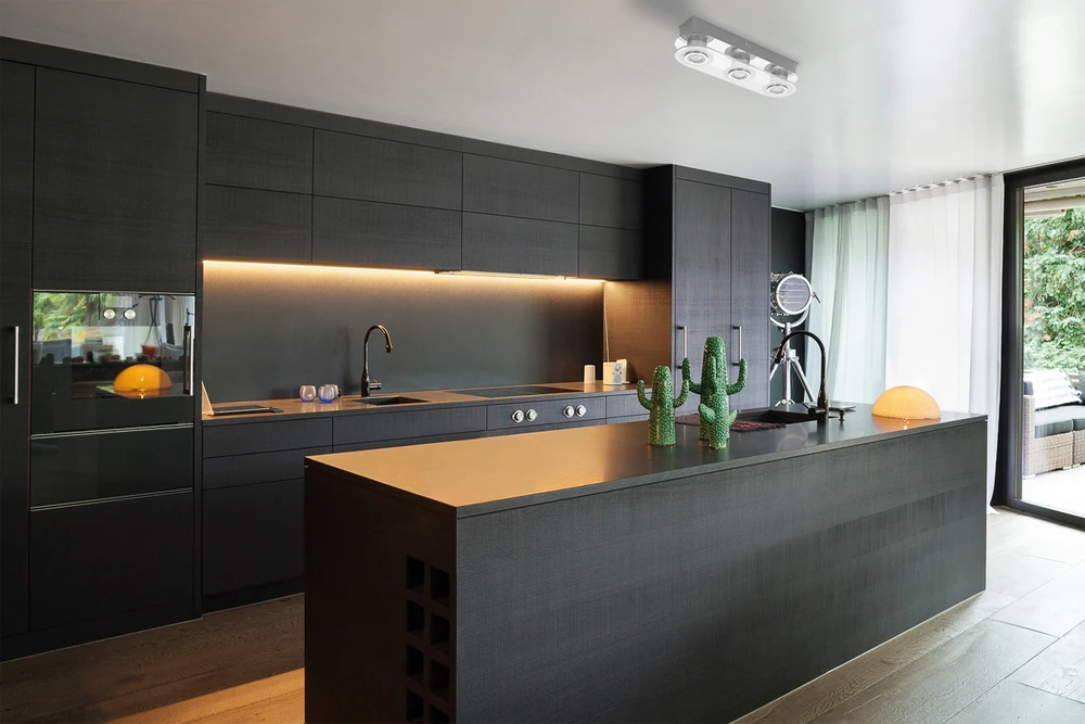 5,5W LED lubinis šviestuvas FLAVIO, chromo/baltos sp./skaidrus, 3000K