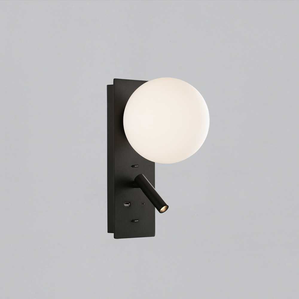 8W + 3W LED sieninis šviestuvas KIN, juodos/baltos sp., 2700K, su USB ir USB C jungtimis, A8169291N