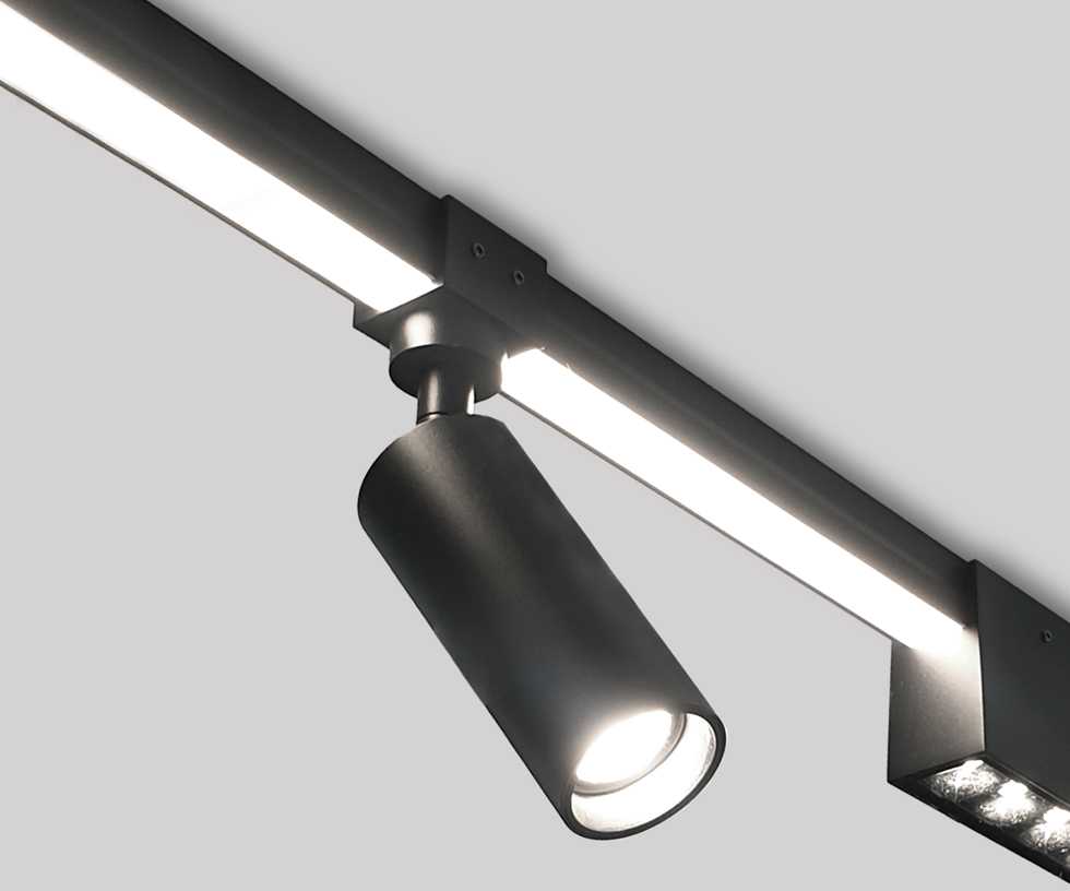 8W LED šviestuvas, montuojamas į NOVO bėgelį, juodas, 48V, 3000K, IP65, 4331600