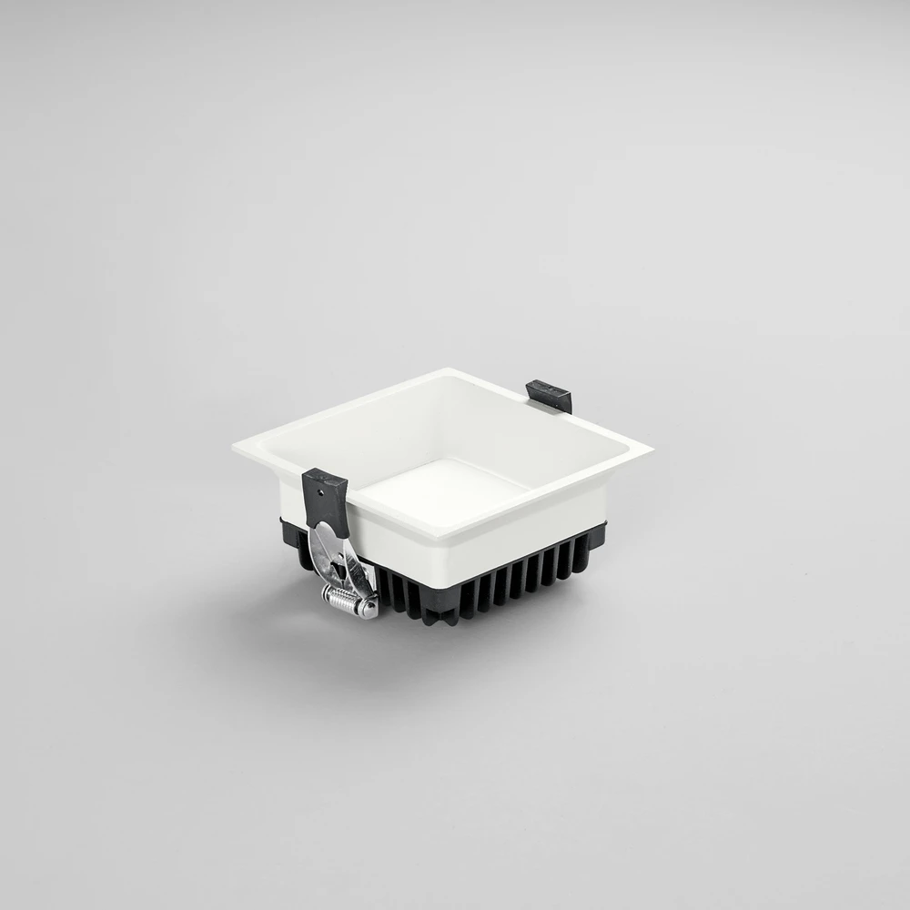 9,5W LED įleidžiamas šviestuvas XANTO, baltas, CCT