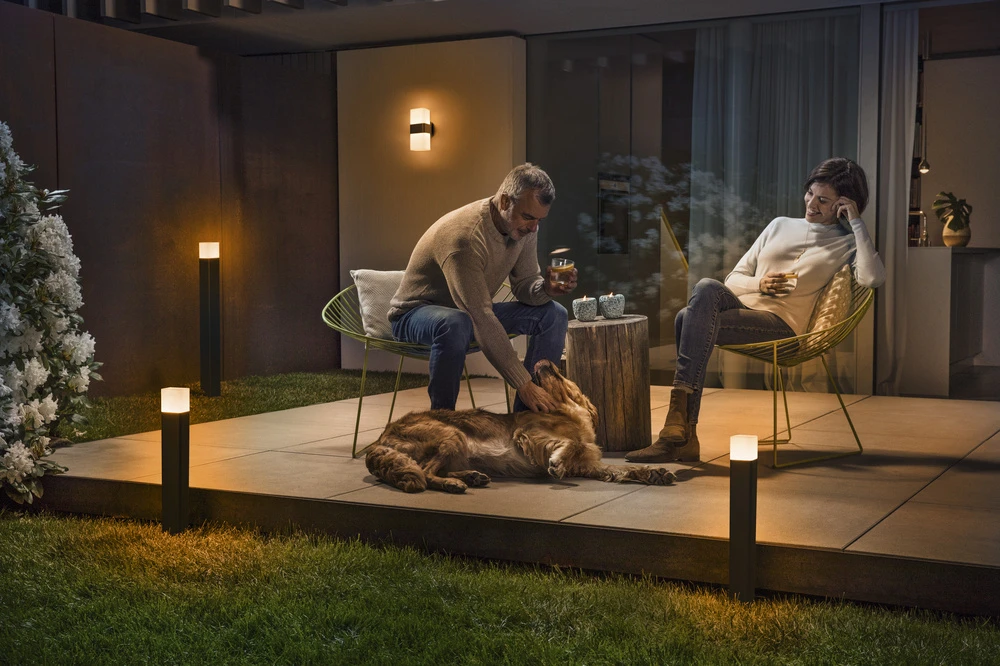Sieninis šviestuvas Ledvance 9,5W LED šviestuvas SMART+ WIFI CUBE, tamsiai pilkas, 3000K, reguliuojamos RGB spalvos, 80cm