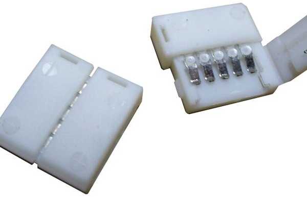 LED juostos (RGBW) sujungimas