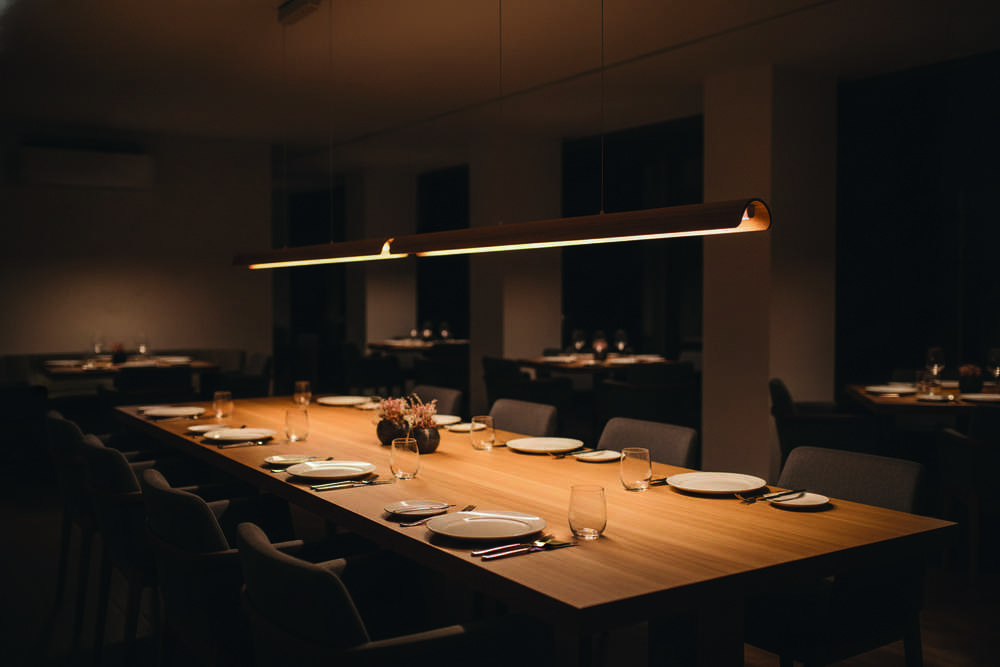Pakabinamas šviestuvas 22W LED pakabinamas linijinis šviestuvas ALMA, medžio/baltos sp., 2700/3000K, dimeriuojamas, C4036070OAKDT