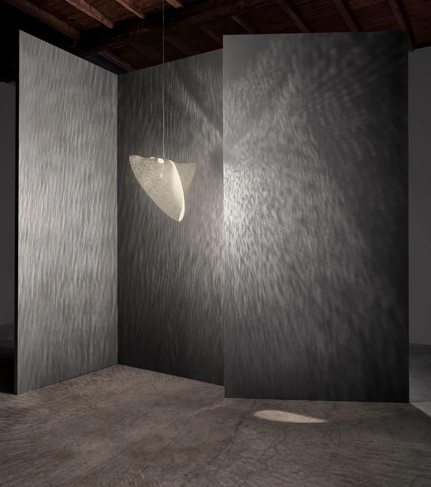 Pakabinamas šviestuvas Pakabinamas lauko šviestuvas BALLET ELANCE, 1xE27, gelsvai baltos sp., IP64