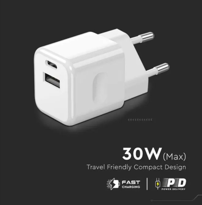 USB adapteris į kištukinį lizdą, baltas