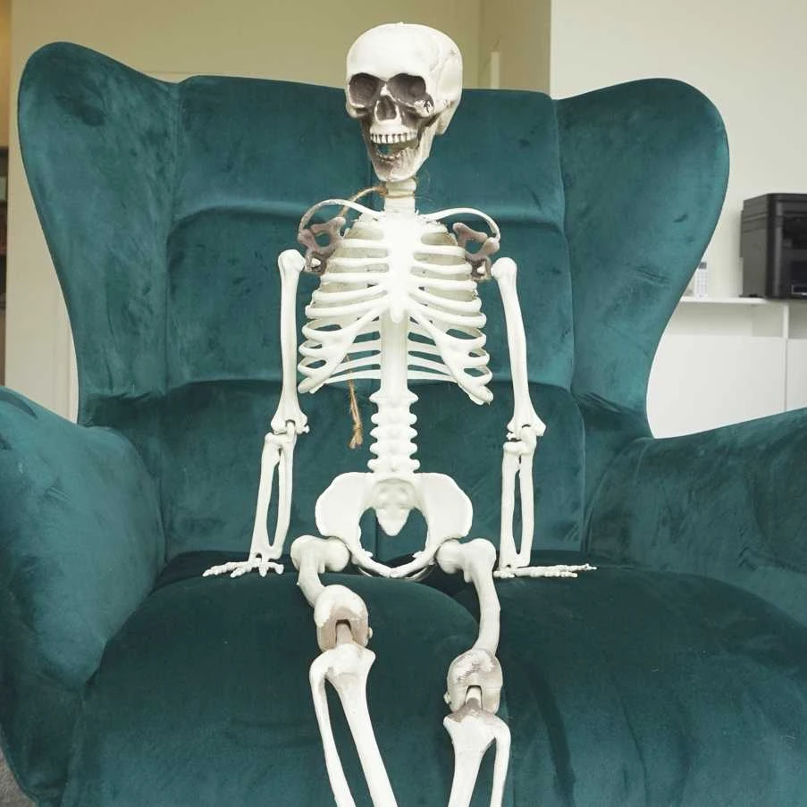 Dekoracija "Skeletas" (91cm)