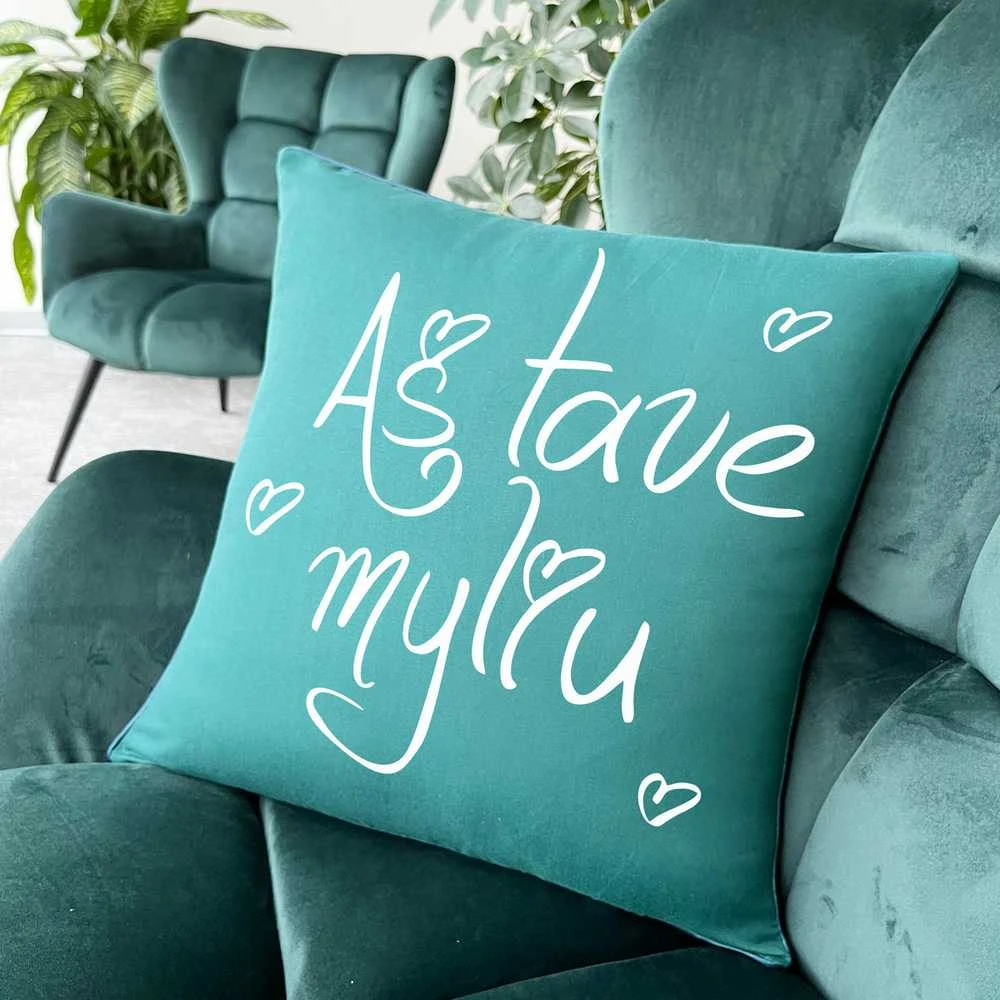Dekoratyvinė pagalvėlė "Myliu"