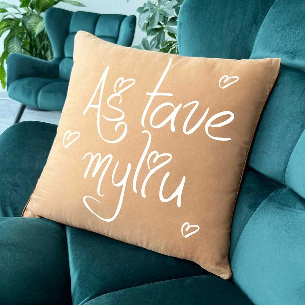 Dekoratyvinė pagalvėlė "Myliu"