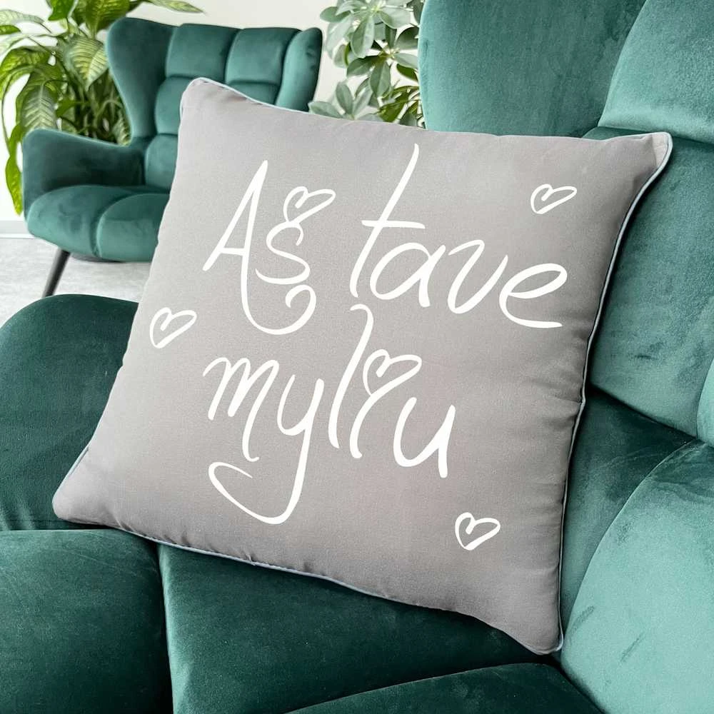 Dekoratyvinė pagalvėlė "Myliu"