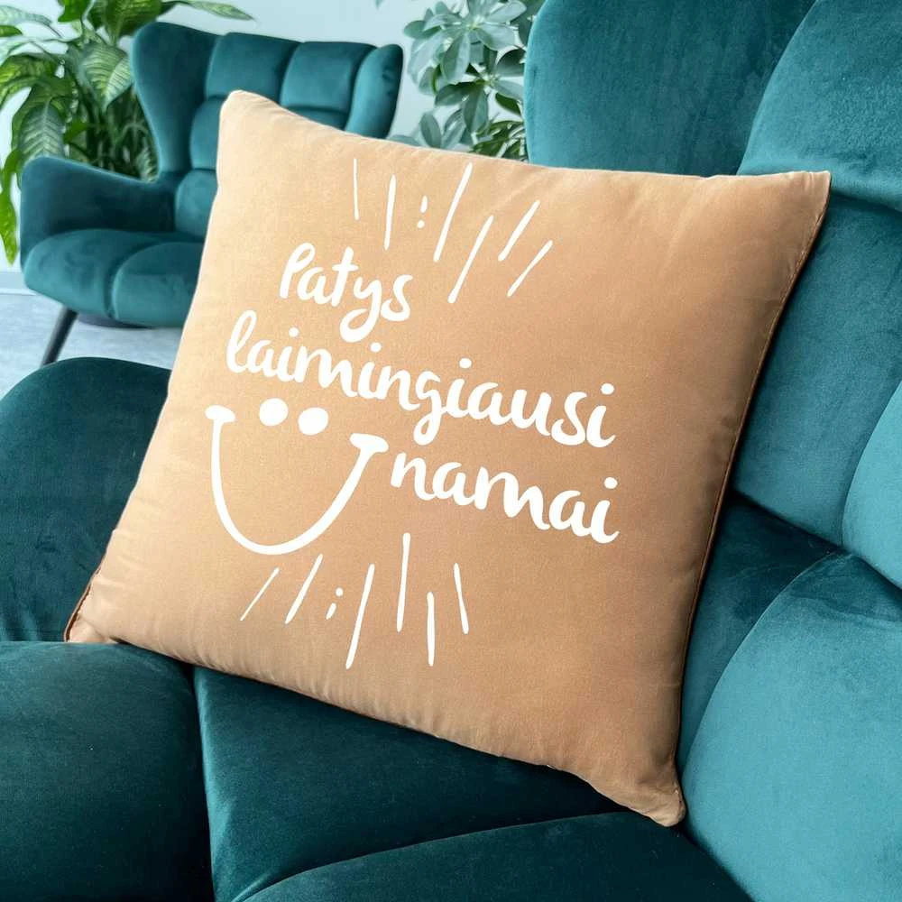 Dekoratyvinė pagalvėlė "Patys laimingiausi namai"