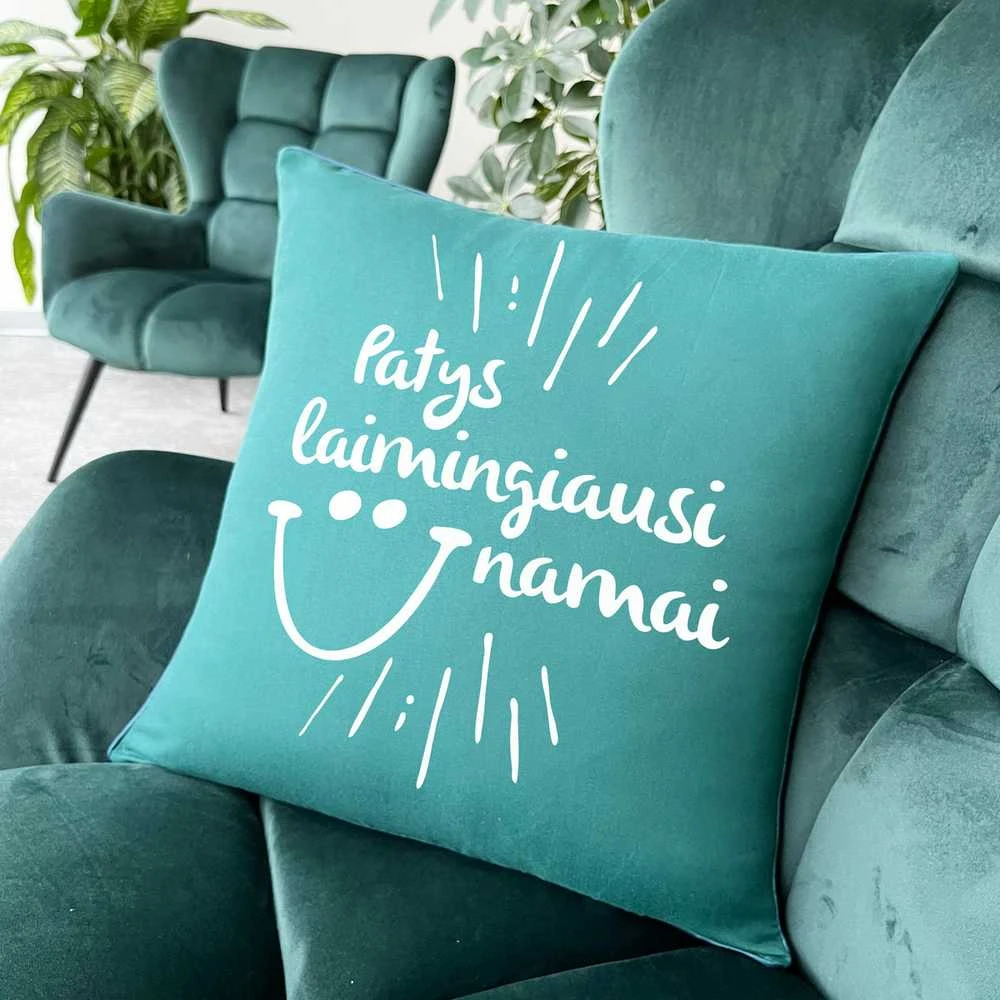 Dekoratyvinė pagalvėlė "Patys laimingiausi namai"
