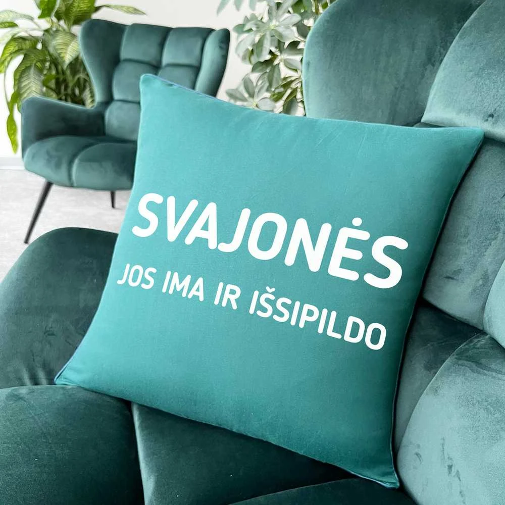 Dekoratyvinė pagalvėlė "Svajonės pildosi"